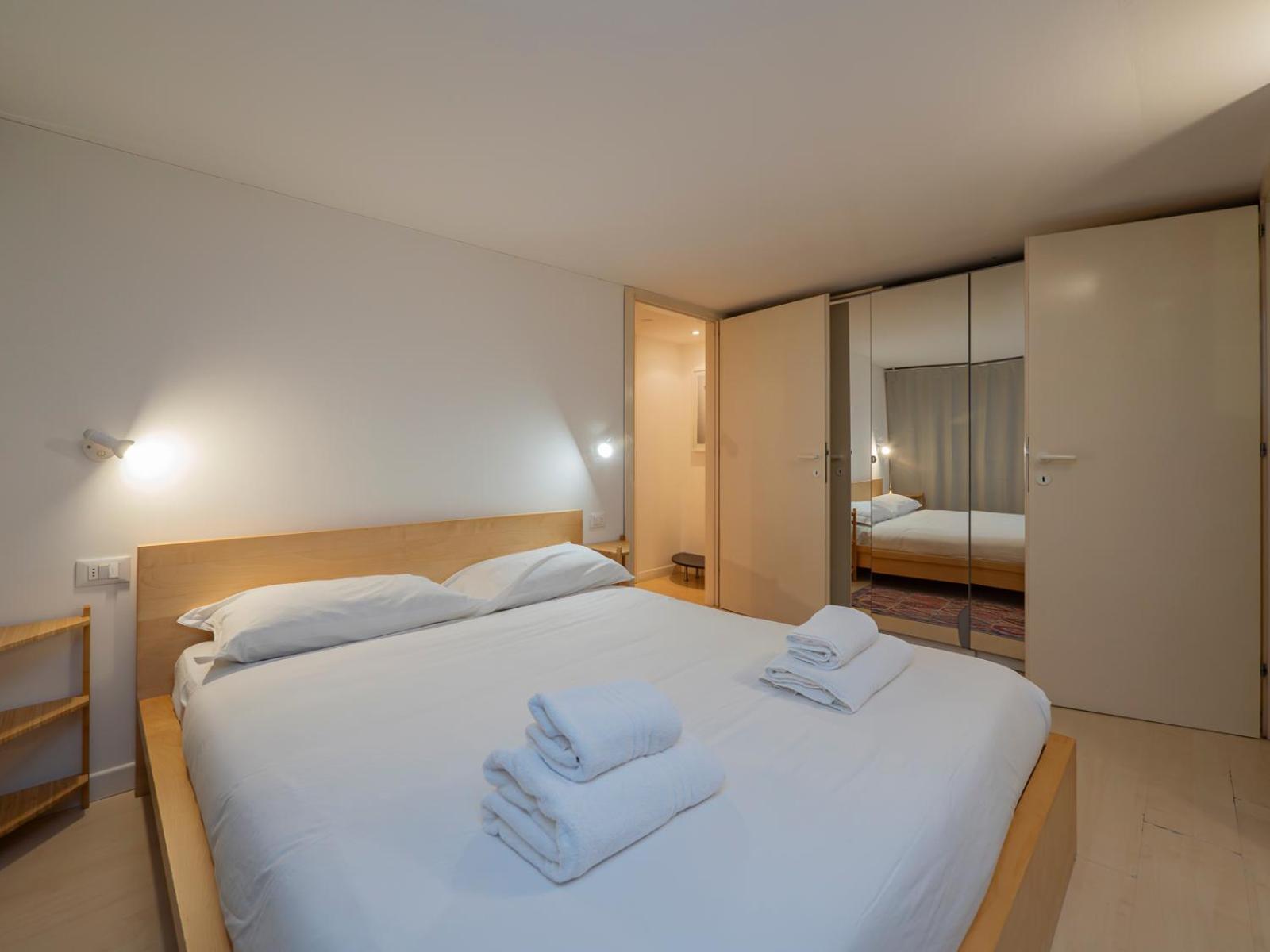 Appartement Luxury - Ausonio 16 *