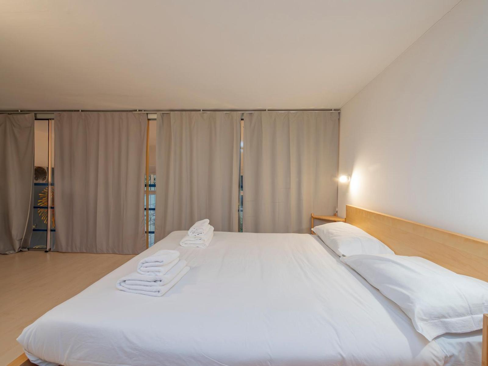 Luxury - Ausonio 16 *